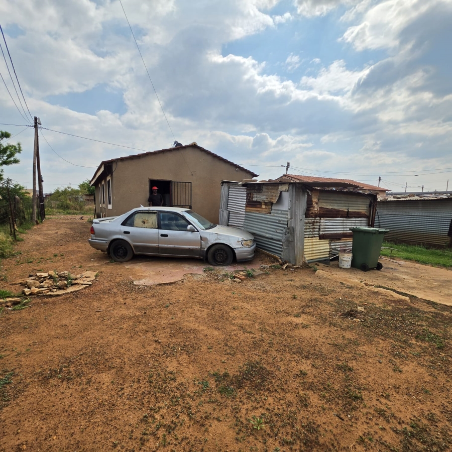 2 Bedroom Property for Sale in Ikageng North West